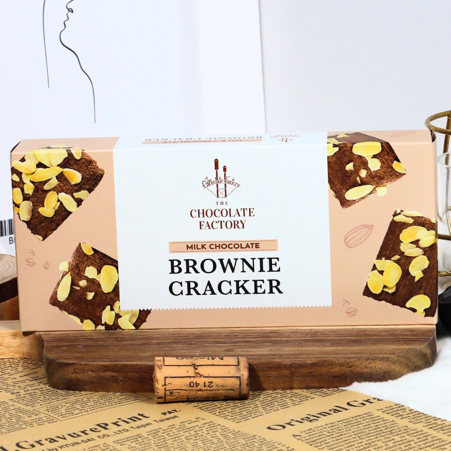 Milk Brownie Cracker (Box) มิล์คบราวนี่แครกเกอร์ - The Chocolate Factory